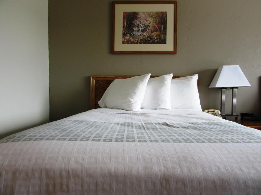 White Buffalo Hotel West Yellowstone Kültér fotó